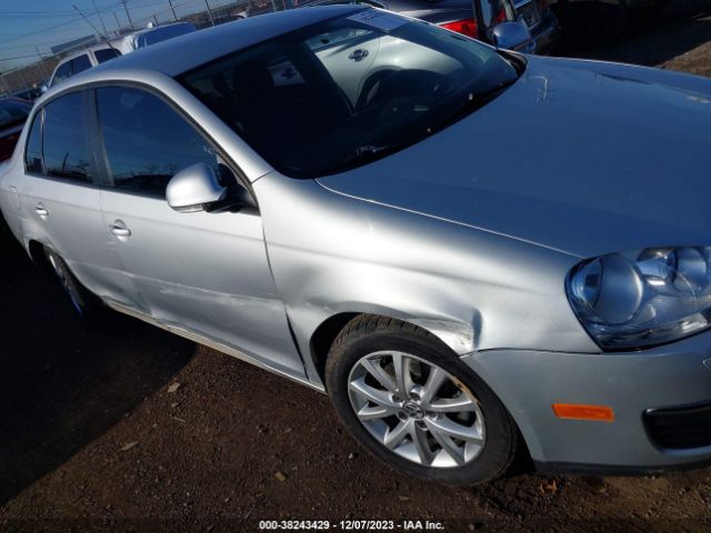 Photo 5 VIN: 3VWAX7AJ7AM157908 - VOLKSWAGEN JETTA 