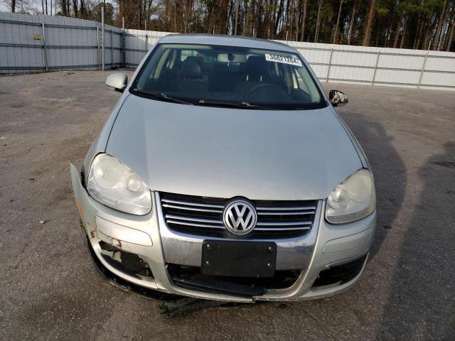 Photo 4 VIN: 3VWAX7AJ8AM091966 - VOLKSWAGEN JETTA 