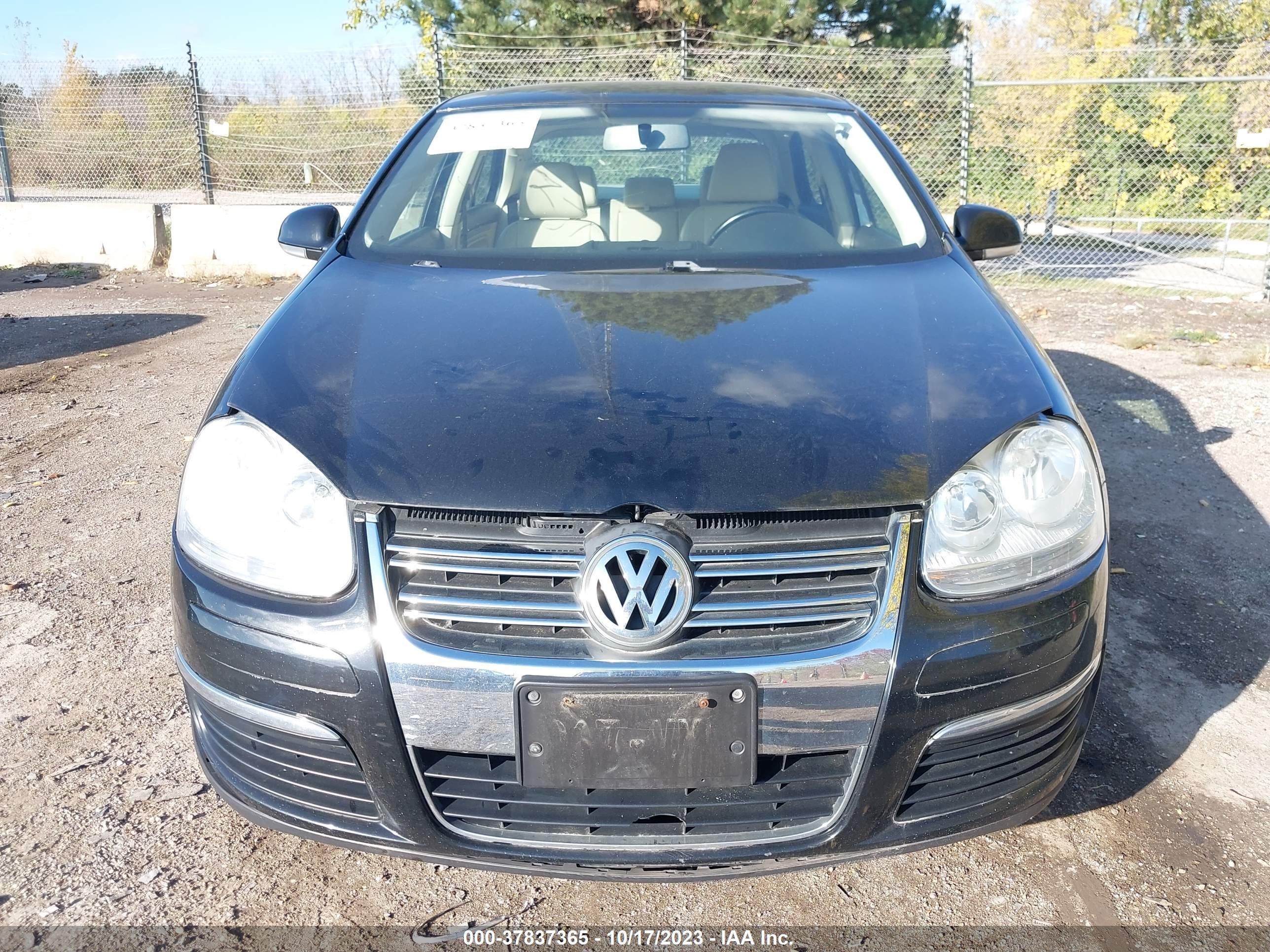 Photo 5 VIN: 3VWAX7AJ8AM152734 - VOLKSWAGEN JETTA 