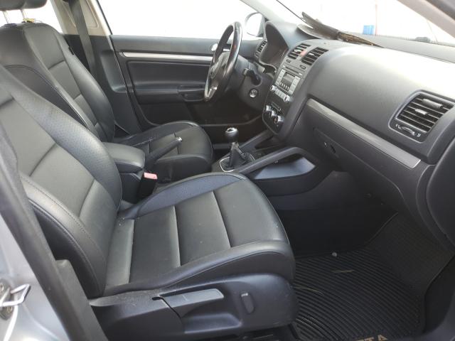 Photo 4 VIN: 3VWAZ7AJ2AM098082 - VOLKSWAGEN JETTA LIMI 