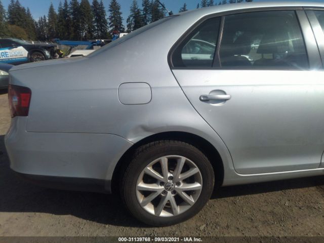 Photo 5 VIN: 3VWAZ7AJ3AM153591 - VOLKSWAGEN JETTA SEDAN 