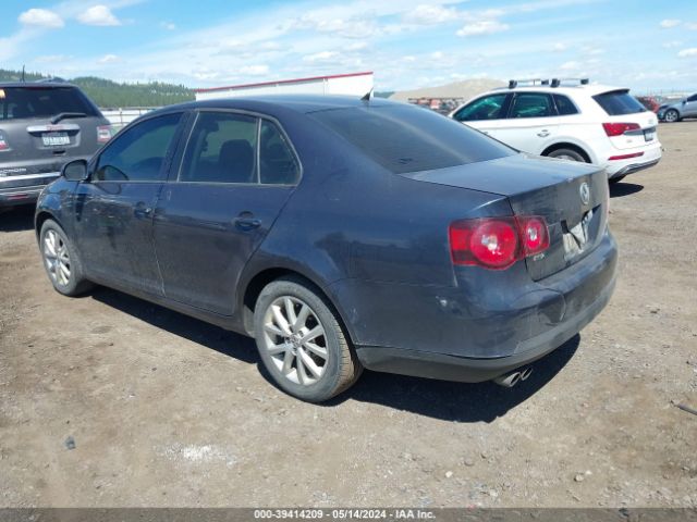 Photo 2 VIN: 3VWAZ7AJ5AM131382 - VOLKSWAGEN JETTA 