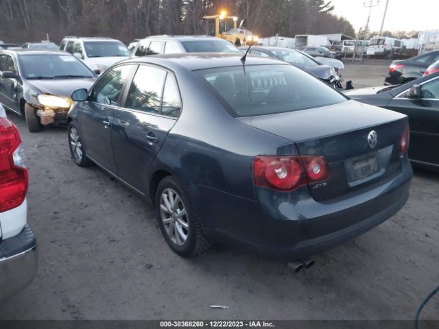 Photo 2 VIN: 3VWAZ7AJ7AM096392 - VOLKSWAGEN JETTA 