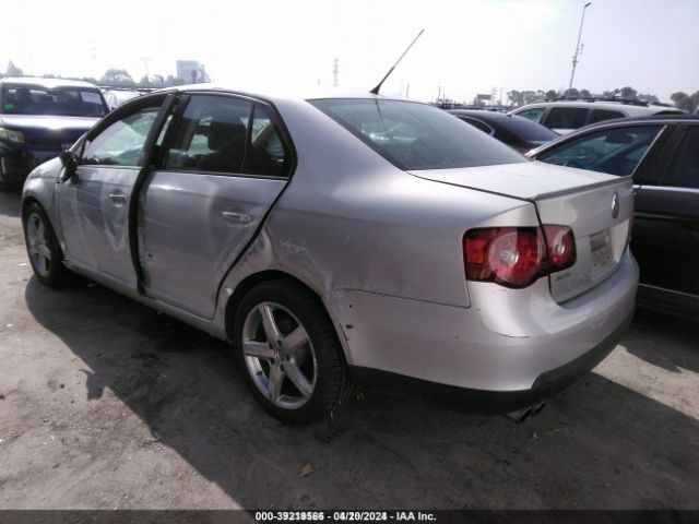 Photo 2 VIN: 3VWAZ7AJ7AM098319 - VOLKSWAGEN JETTA 