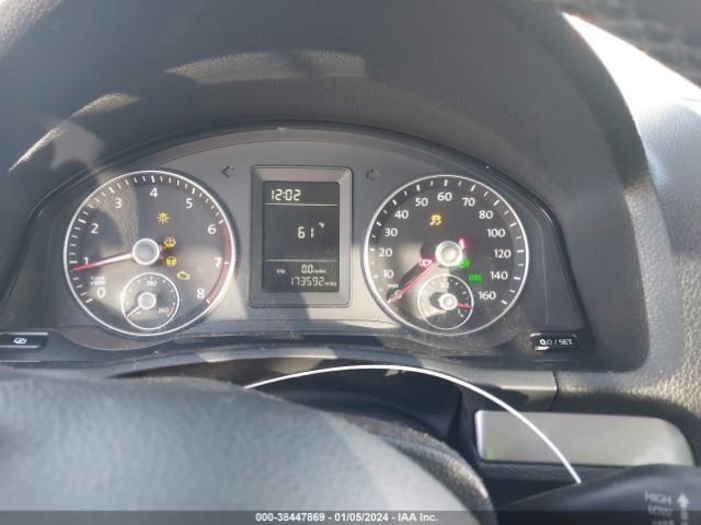 Photo 6 VIN: 3VWAZ7AJ7AM117497 - VOLKSWAGEN JETTA 