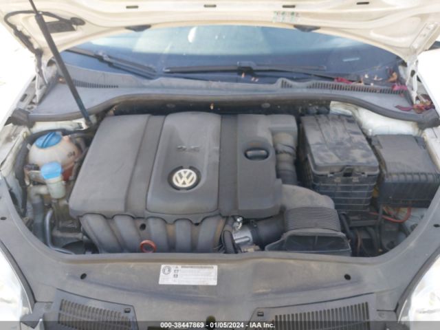 Photo 9 VIN: 3VWAZ7AJ7AM117497 - VOLKSWAGEN JETTA 