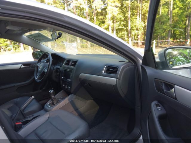 Photo 4 VIN: 3VWB17AJ0EM206474 - VOLKSWAGEN JETTA 