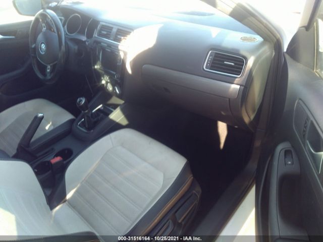 Photo 4 VIN: 3VWB17AJ5GM399868 - VOLKSWAGEN JETTA SEDAN 