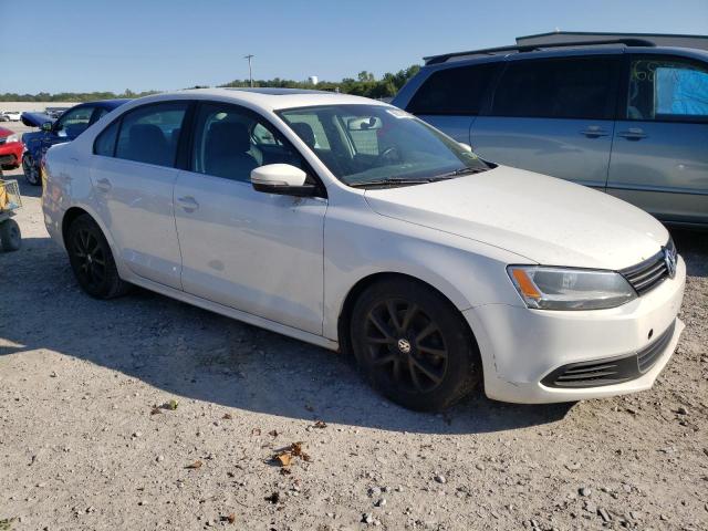 Photo 3 VIN: 3VWB17AJXEM366815 - VOLKSWAGEN JETTA SE 