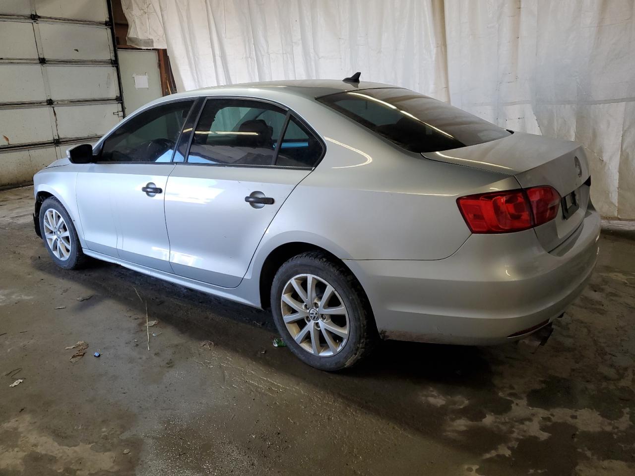 Photo 1 VIN: 3VWB17AJXEM434448 - VOLKSWAGEN JETTA 