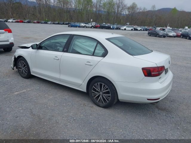 Photo 2 VIN: 3VWB67AJ1JM203515 - VOLKSWAGEN JETTA 