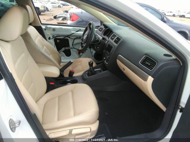 Photo 4 VIN: 3VWB67AJ1JM207659 - VOLKSWAGEN JETTA 