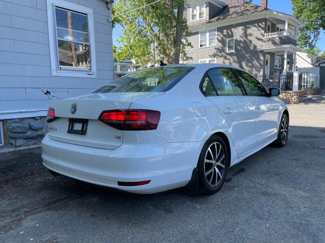 Photo 3 VIN: 3VWB67AJ3HM303416 - VOLKSWAGEN JETTA 