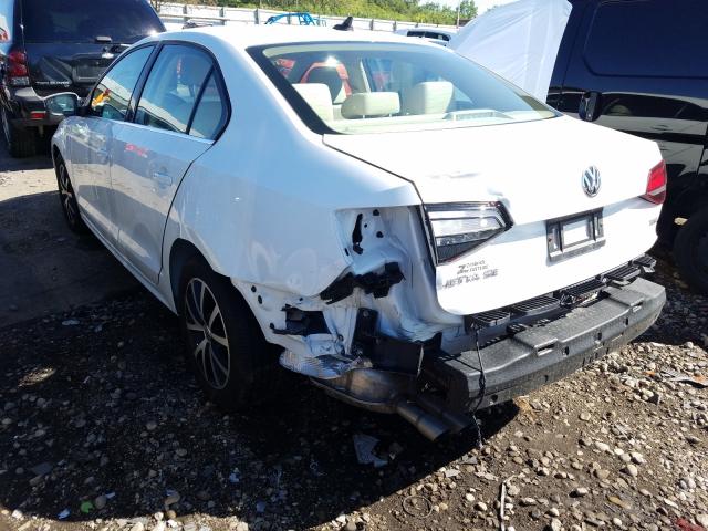 Photo 2 VIN: 3VWB67AJ5HM323375 - VOLKSWAGEN JETTA SE 