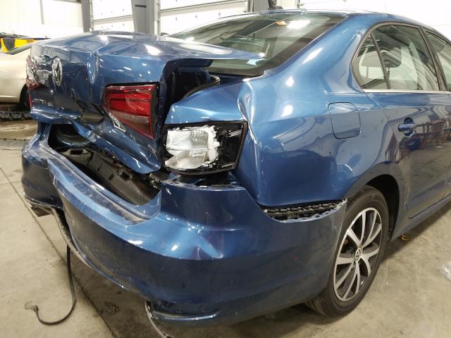 Photo 8 VIN: 3VWB67AJ6HM297899 - VOLKSWAGEN JETTA SE 