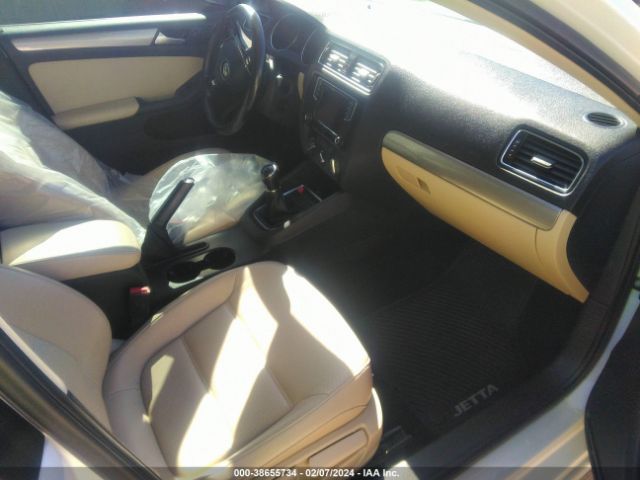 Photo 4 VIN: 3VWB67AJ7HM274678 - VOLKSWAGEN JETTA 