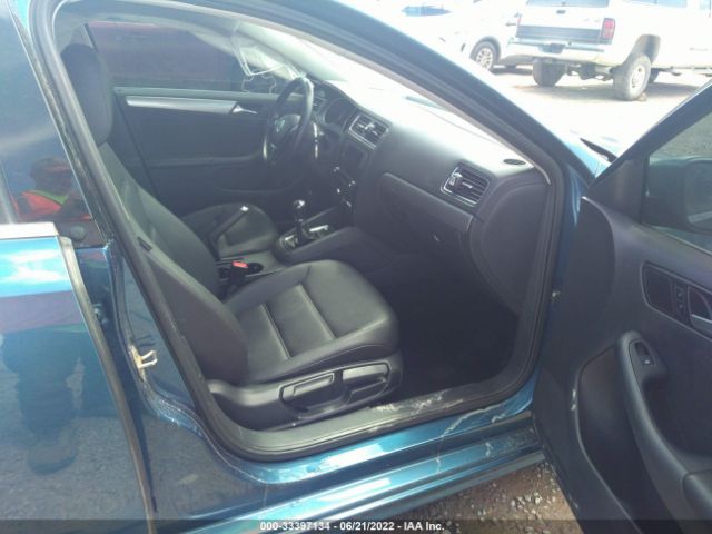 Photo 4 VIN: 3VWB67AJ9HM304411 - VOLKSWAGEN JETTA 