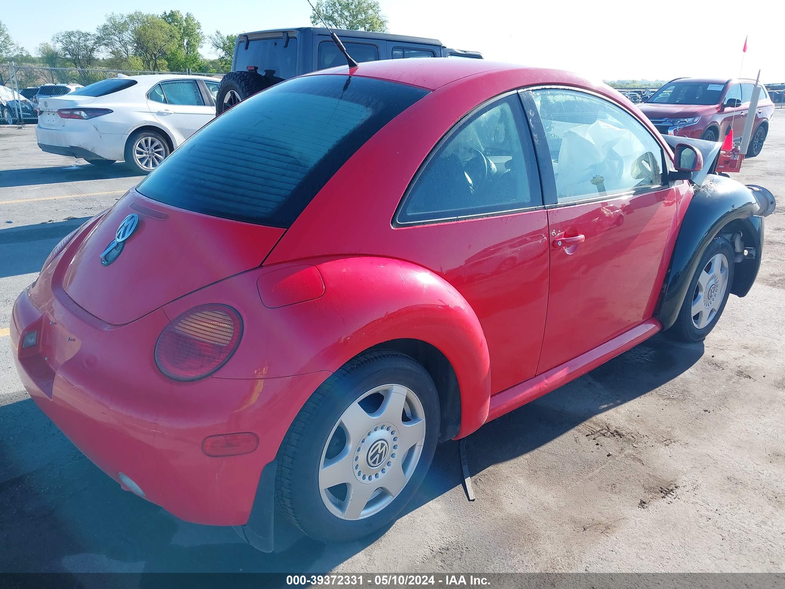 Photo 3 VIN: 3VWBB61C1WM007900 - VOLKSWAGEN BEETLE 