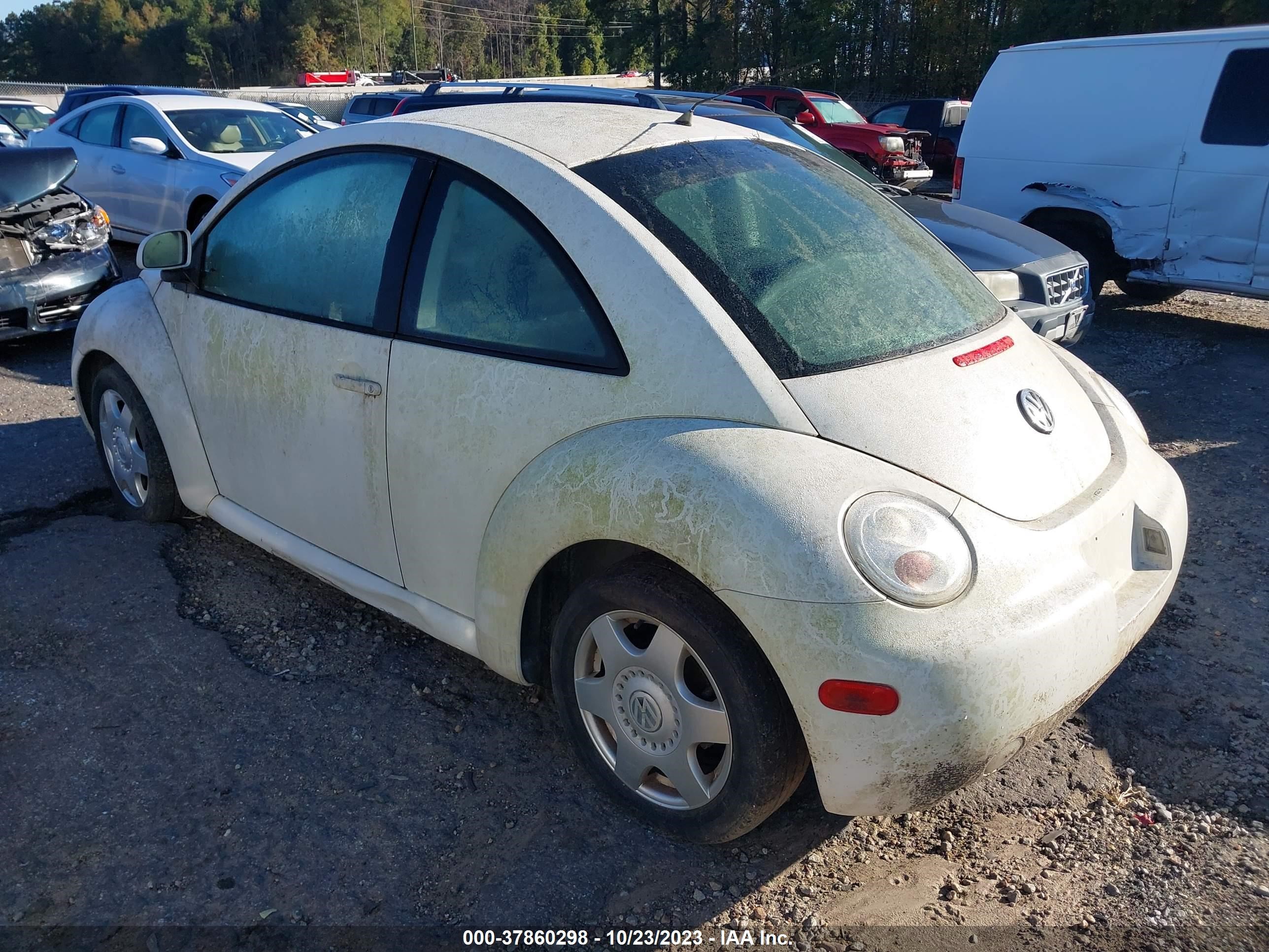 Photo 2 VIN: 3VWBB61C6WM038804 - VOLKSWAGEN BEETLE 