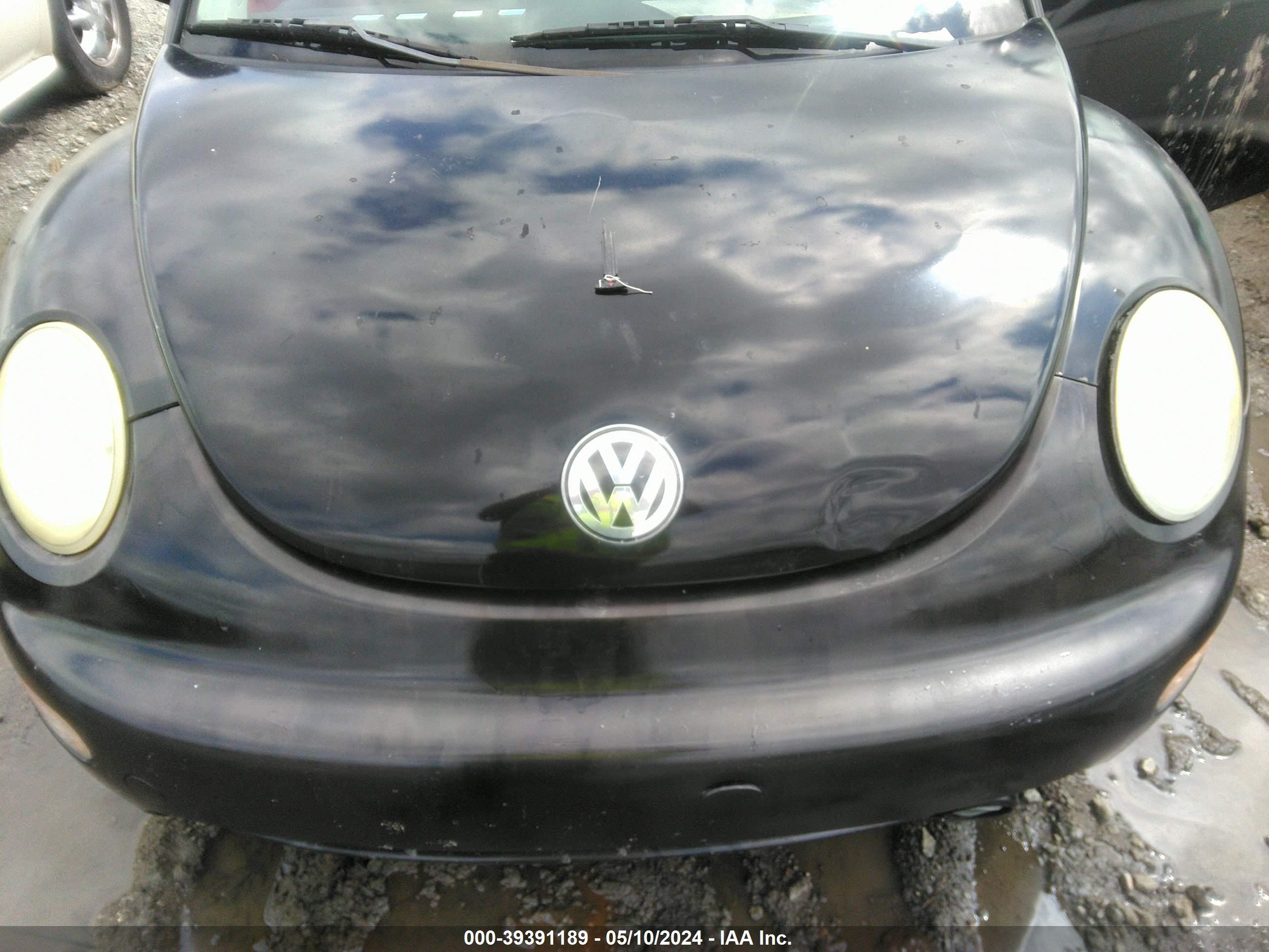 Photo 9 VIN: 3VWBB61C9WM028915 - VOLKSWAGEN BEETLE 