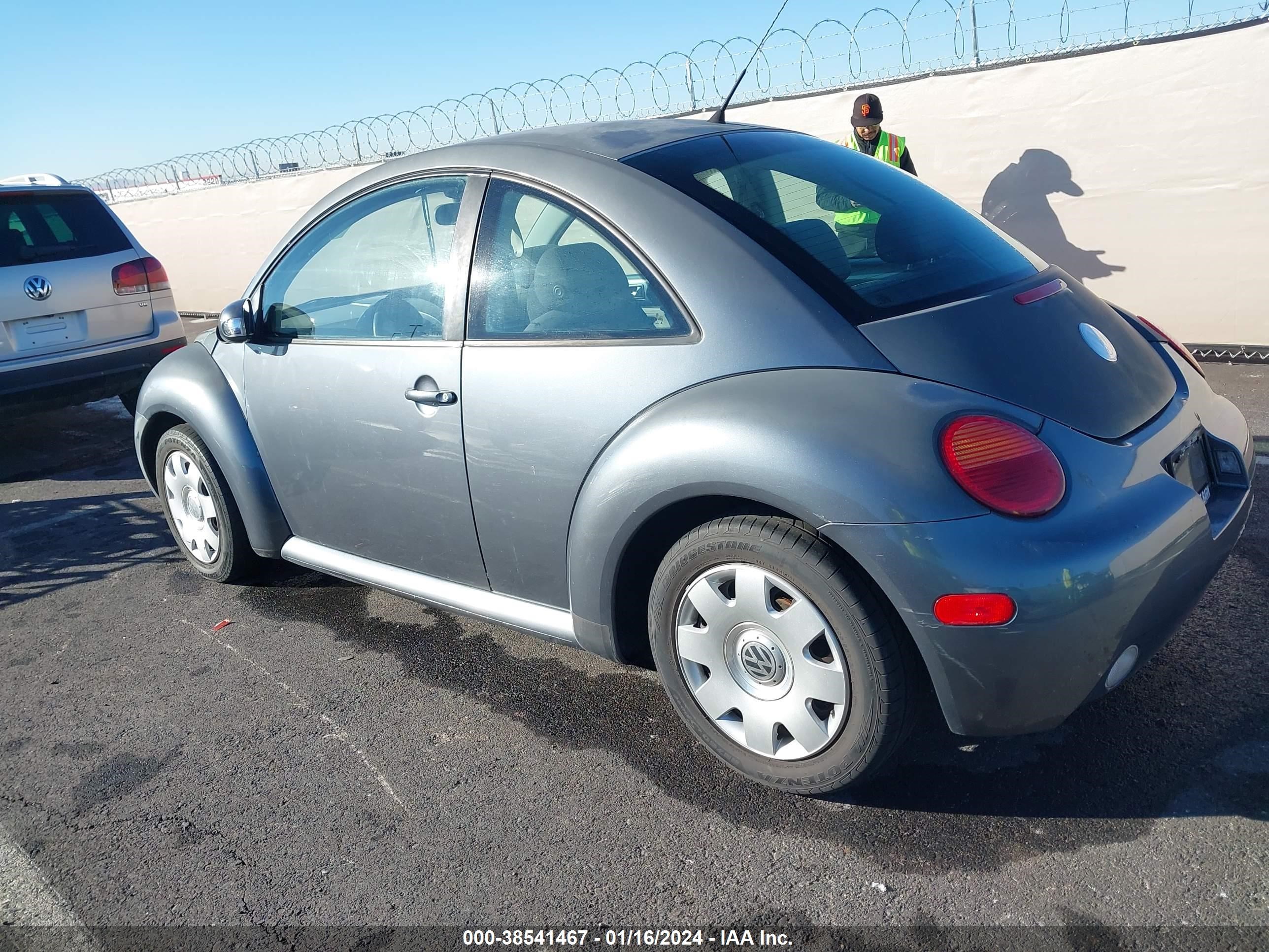 Photo 2 VIN: 3VWBK21C33M441661 - VOLKSWAGEN BEETLE 