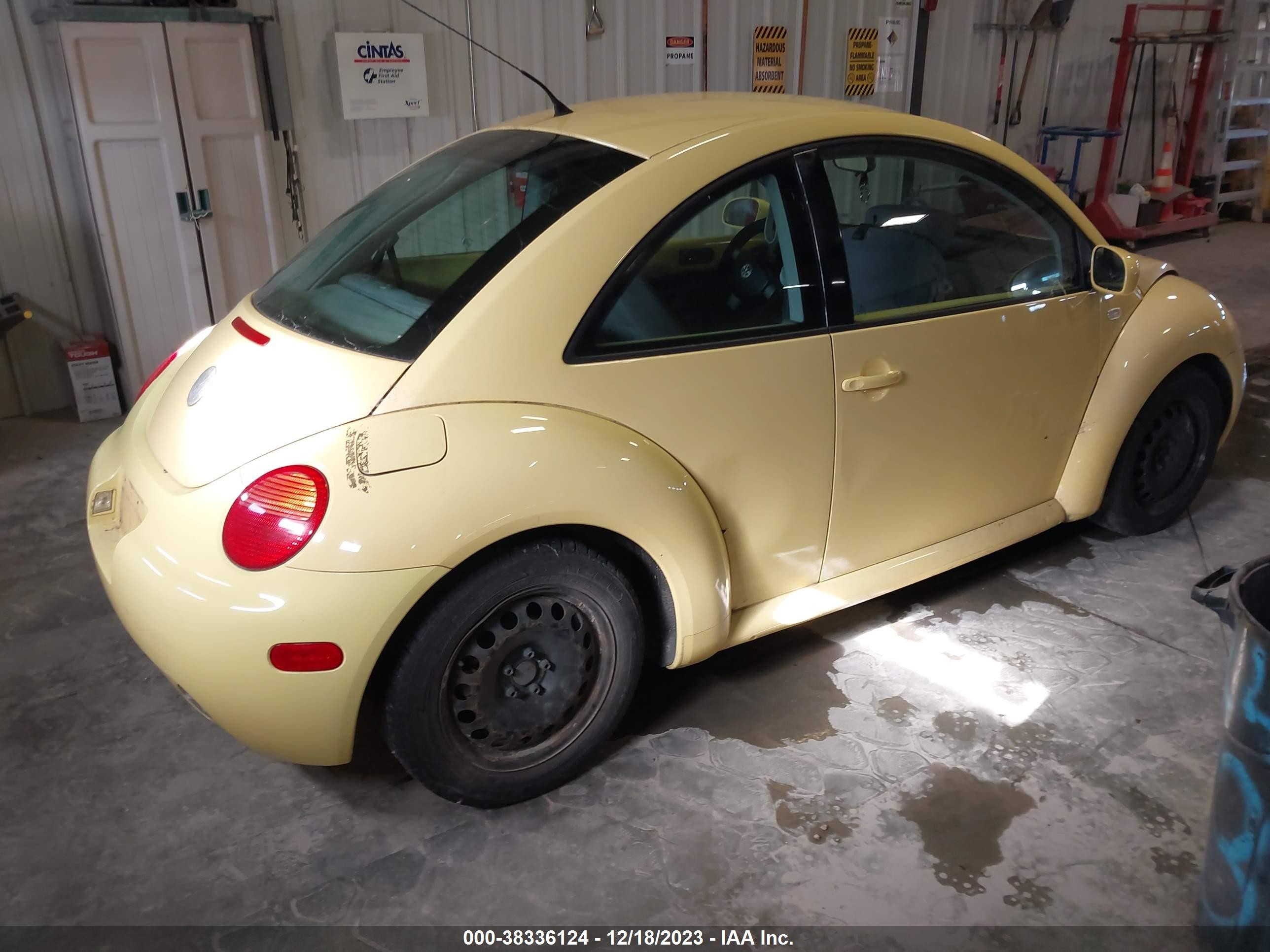 Photo 3 VIN: 3VWBK21C73M417587 - VOLKSWAGEN BEETLE 