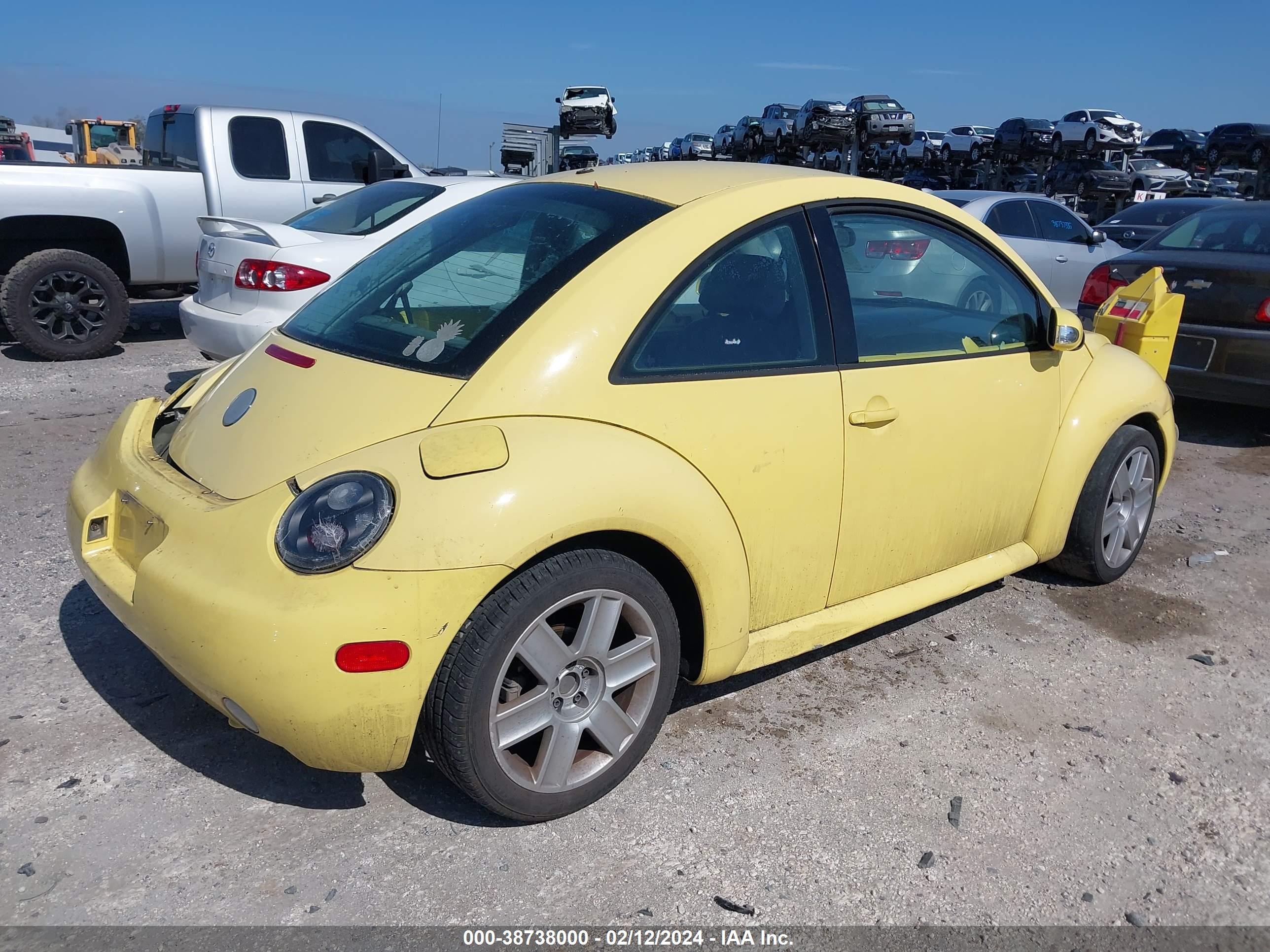 Photo 3 VIN: 3VWBK31C24M416290 - VOLKSWAGEN BEETLE 