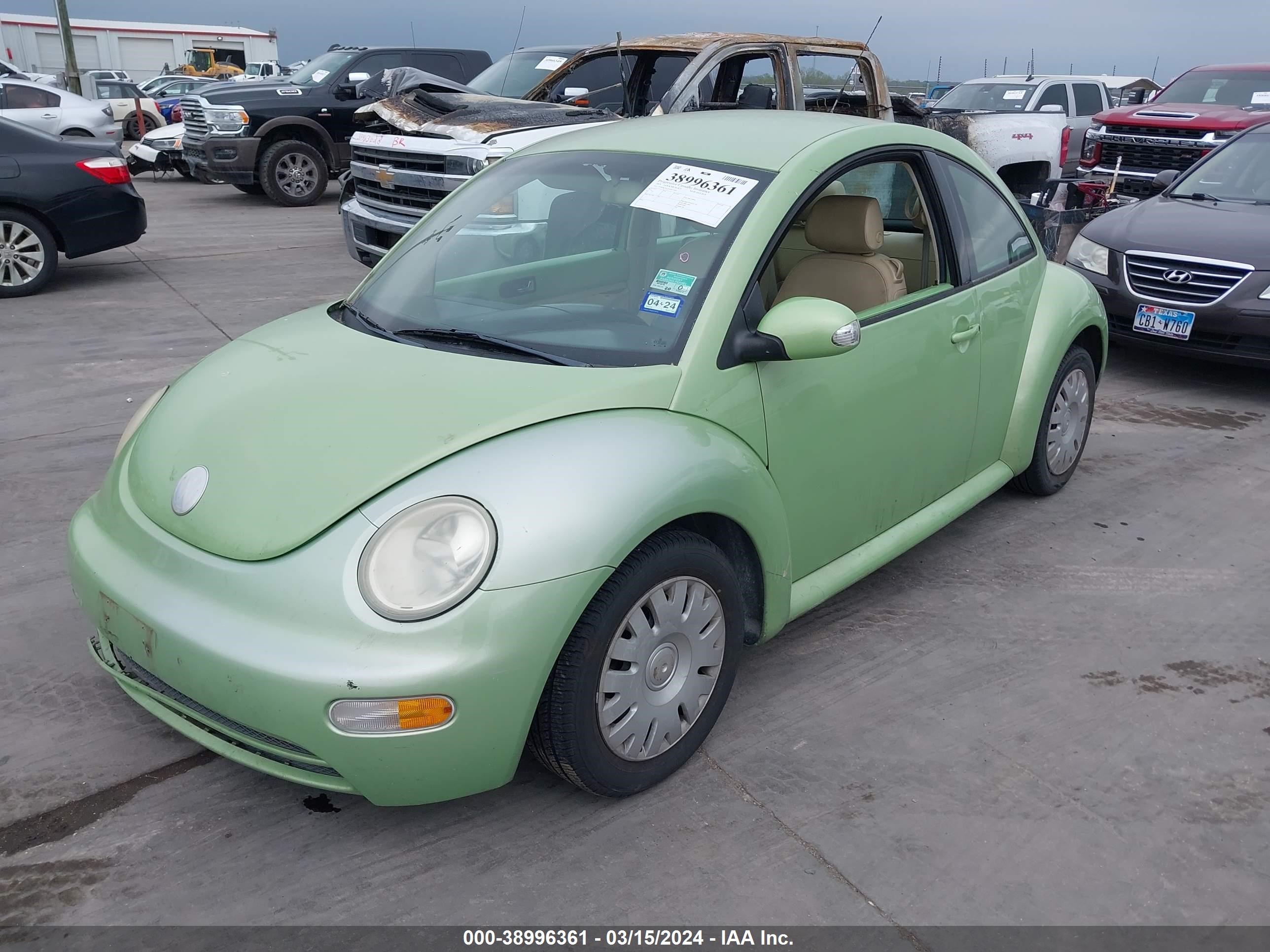 Photo 1 VIN: 3VWBK31C65M417363 - VOLKSWAGEN BEETLE 