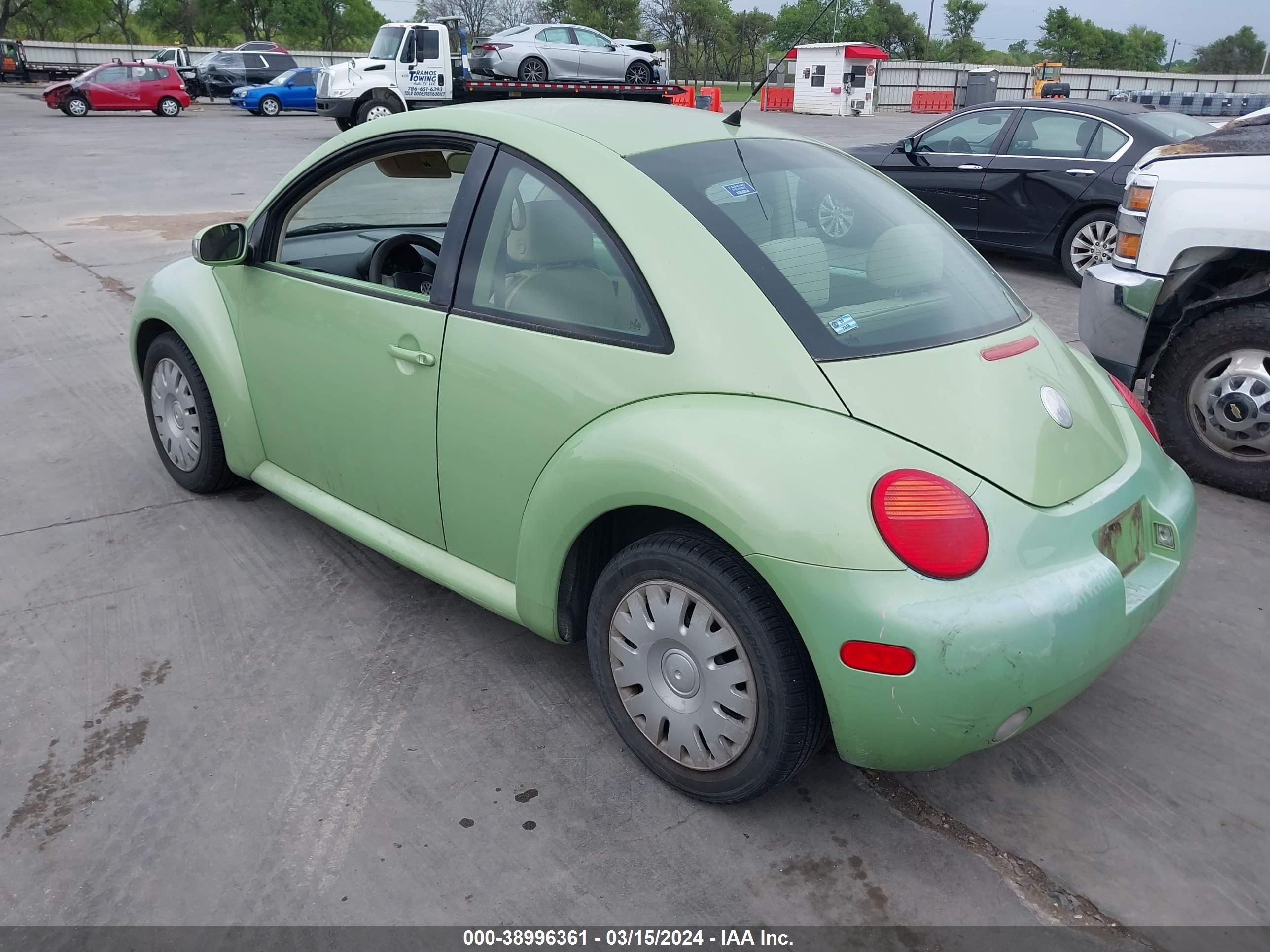 Photo 2 VIN: 3VWBK31C65M417363 - VOLKSWAGEN BEETLE 