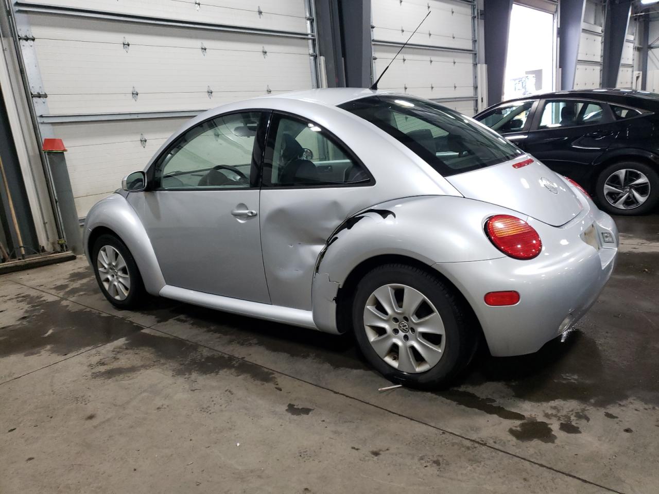 Photo 1 VIN: 3VWBK31C95M411119 - VOLKSWAGEN BEETLE 