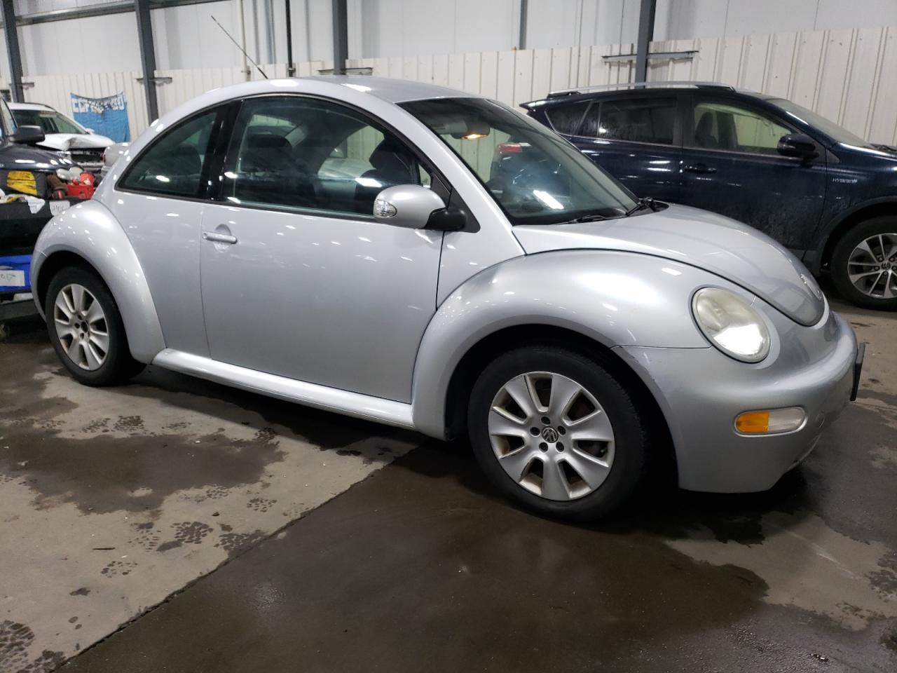 Photo 3 VIN: 3VWBK31C95M411119 - VOLKSWAGEN BEETLE 