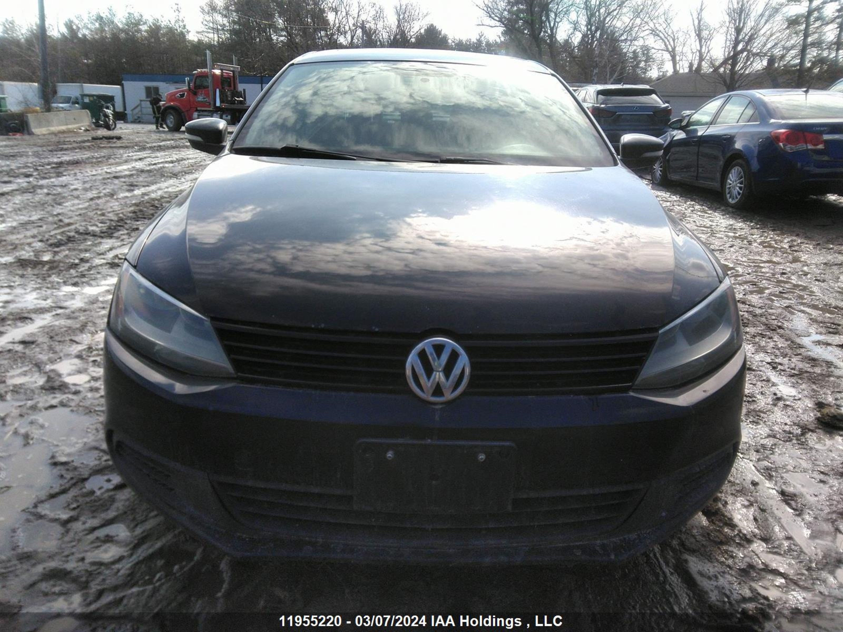 Photo 11 VIN: 3VWBK7AJ3EM319218 - VOLKSWAGEN JETTA 