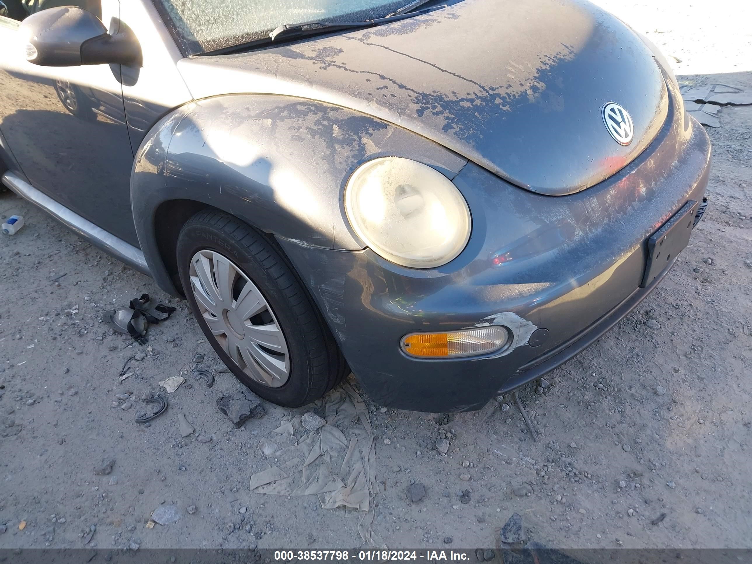 Photo 5 VIN: 3VWBM31Y25M302815 - VOLKSWAGEN BEETLE 