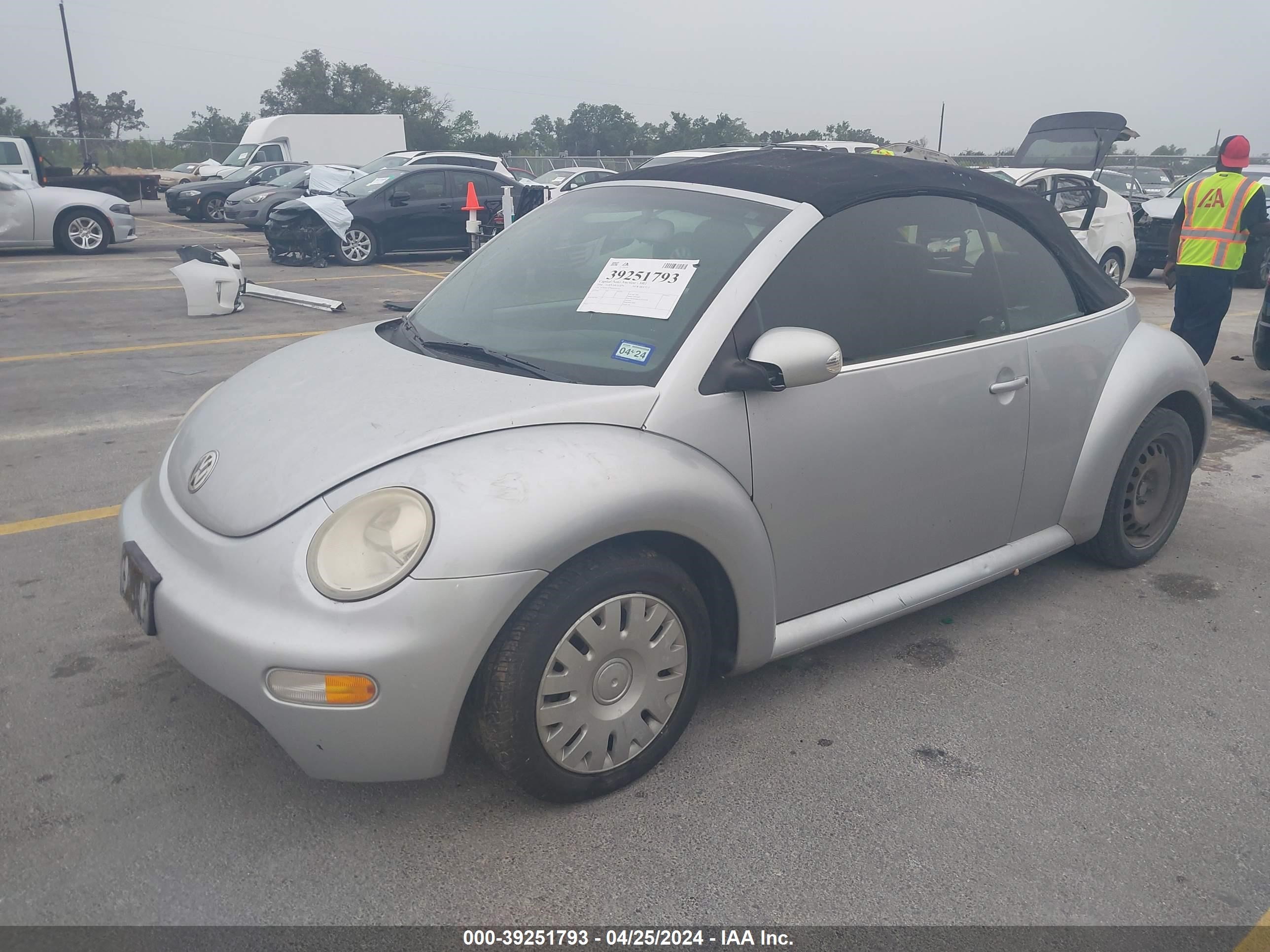 Photo 1 VIN: 3VWBM31Y84M338510 - VOLKSWAGEN BEETLE 