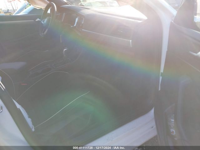 Photo 4 VIN: 3VWBM7BU9PM010861 - VOLKSWAGEN JETTA 