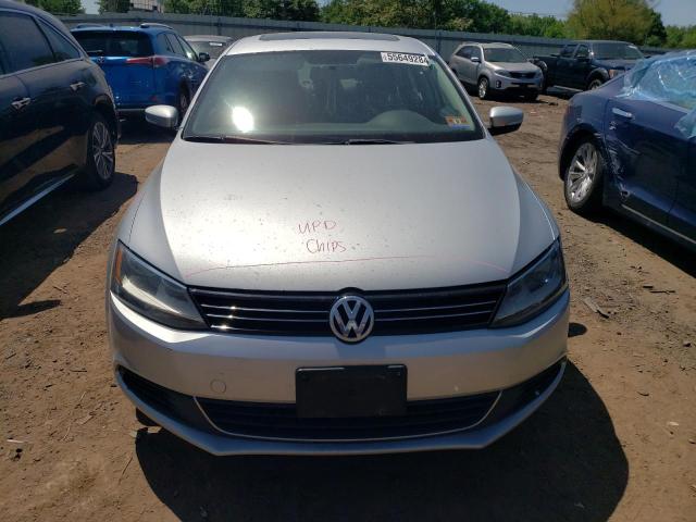 Photo 4 VIN: 3VWBP7AJ2DM386988 - VOLKSWAGEN JETTA 