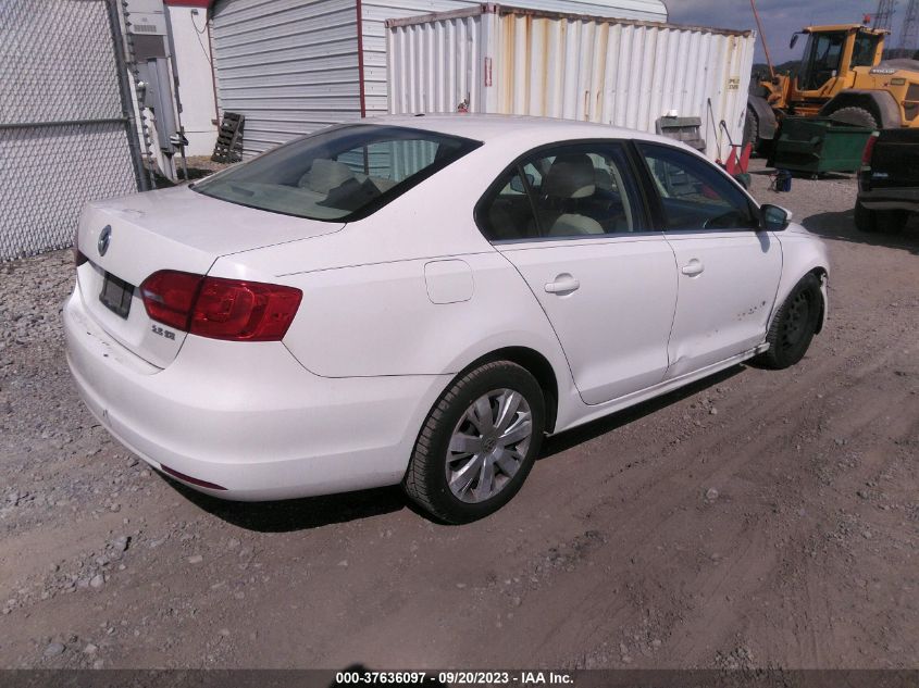 Photo 3 VIN: 3VWBP7AJ3DM397899 - VOLKSWAGEN JETTA 