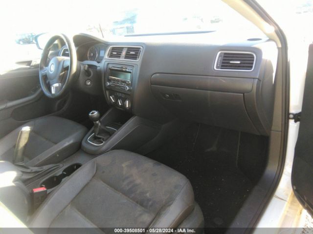 Photo 4 VIN: 3VWBP7AJ7CM351166 - VOLKSWAGEN JETTA 