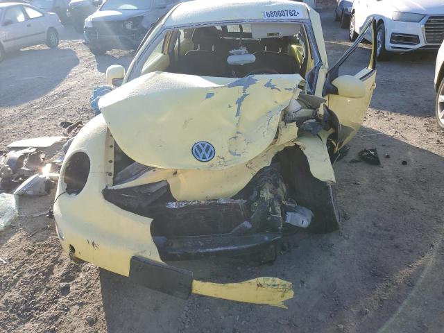 Photo 4 VIN: 3VWBS21C11M411555 - VOLKSWAGEN BEETLE 