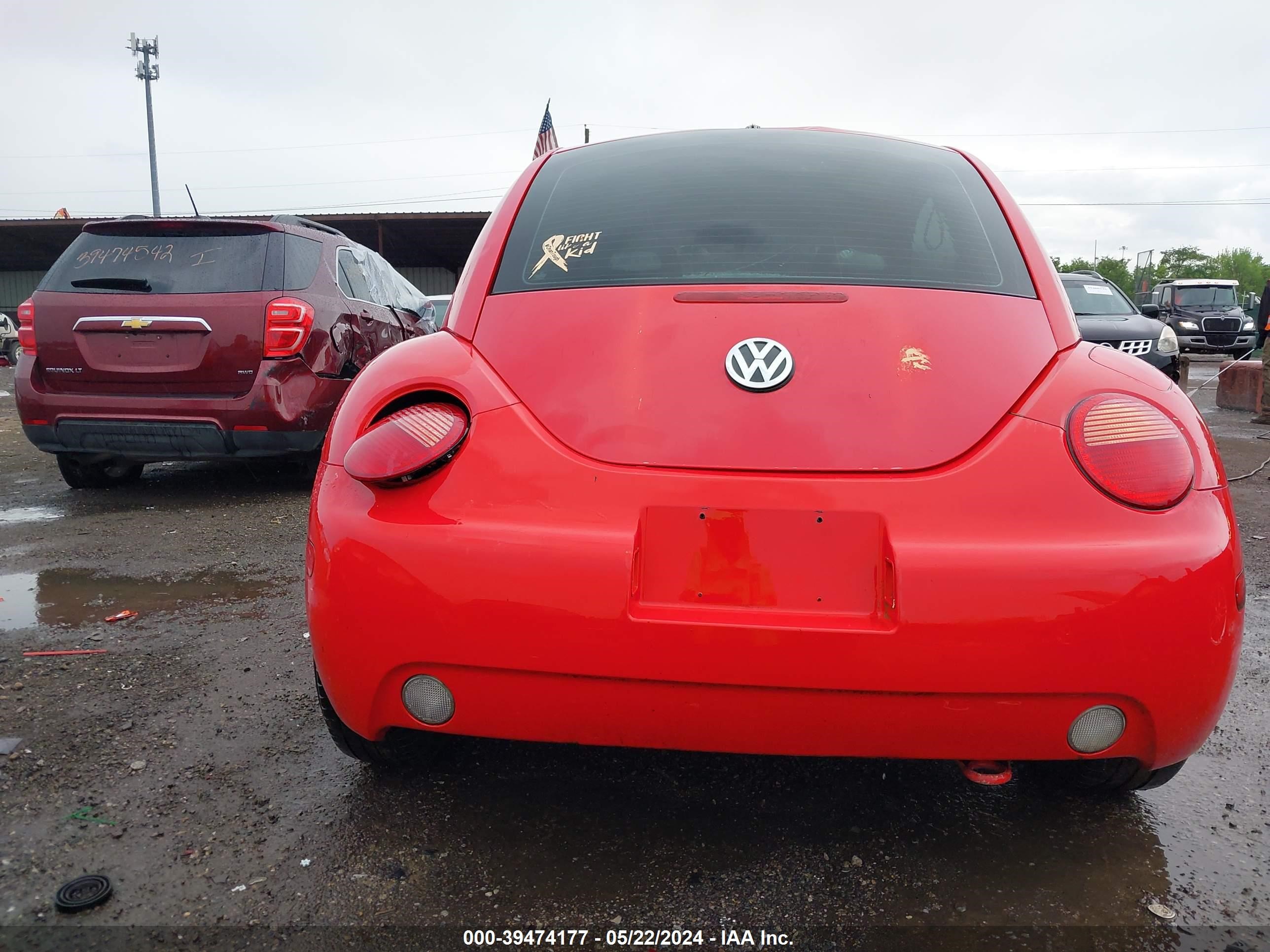 Photo 15 VIN: 3VWBV61C2WM025765 - VOLKSWAGEN BEETLE 