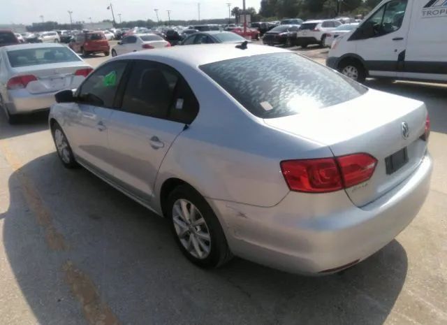 Photo 2 VIN: 3VWBX7AJ1BM045689 - VOLKSWAGEN JETTA SEDAN 