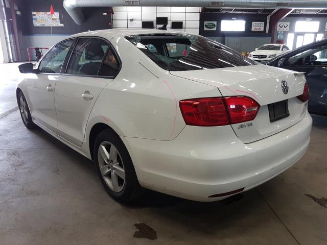 Photo 2 VIN: 3VWBX7AJ4BM318513 - VOLKSWAGEN JETTA 