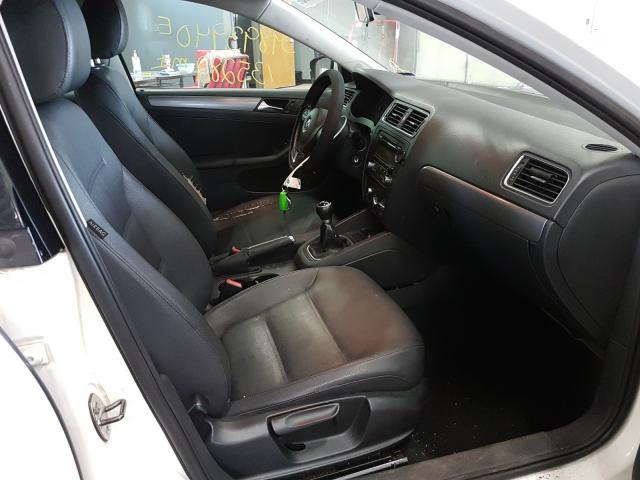 Photo 4 VIN: 3VWBX7AJ4BM318513 - VOLKSWAGEN JETTA 