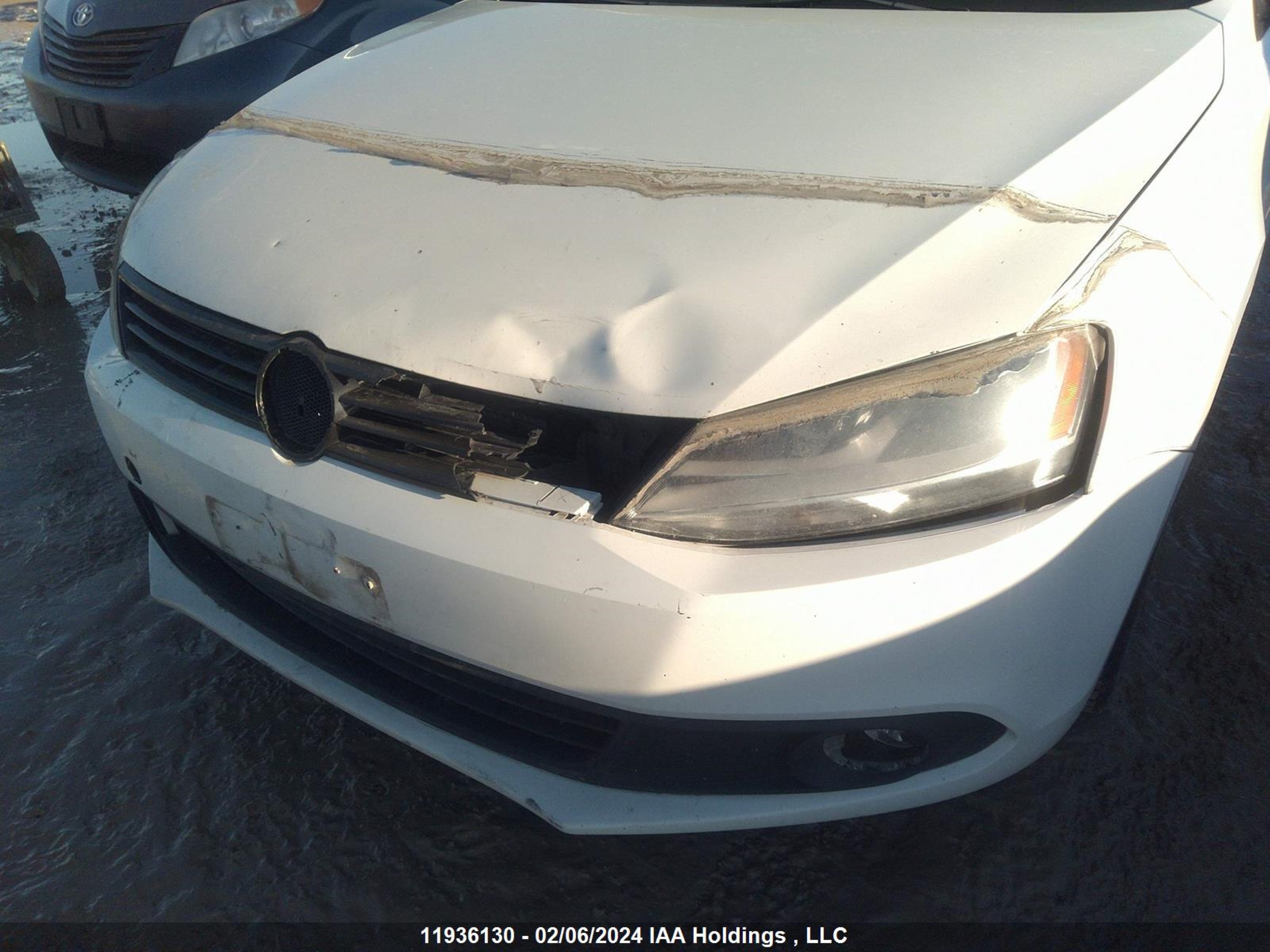 Photo 5 VIN: 3VWBX7AJ5BM040950 - VOLKSWAGEN JETTA 