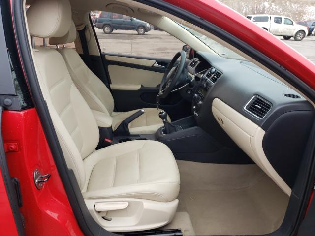 Photo 4 VIN: 3VWBX7AJ7BM386269 - VOLKSWAGEN JETTA SE 