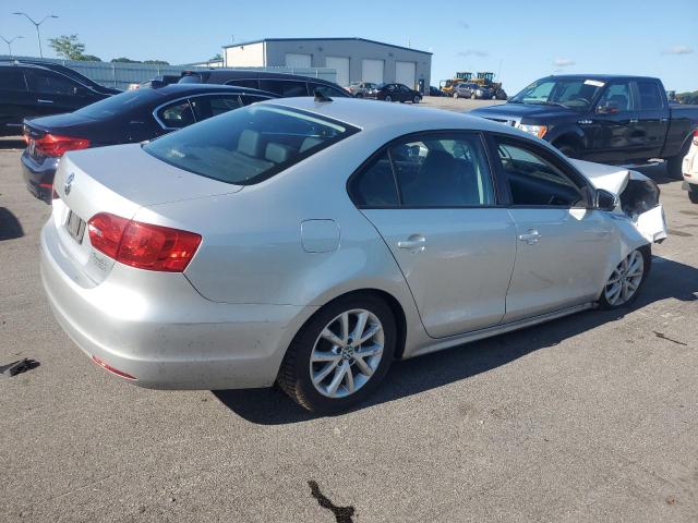 Photo 2 VIN: 3VWBZ7AJ8BM346194 - VOLKSWAGEN JETTA SE 