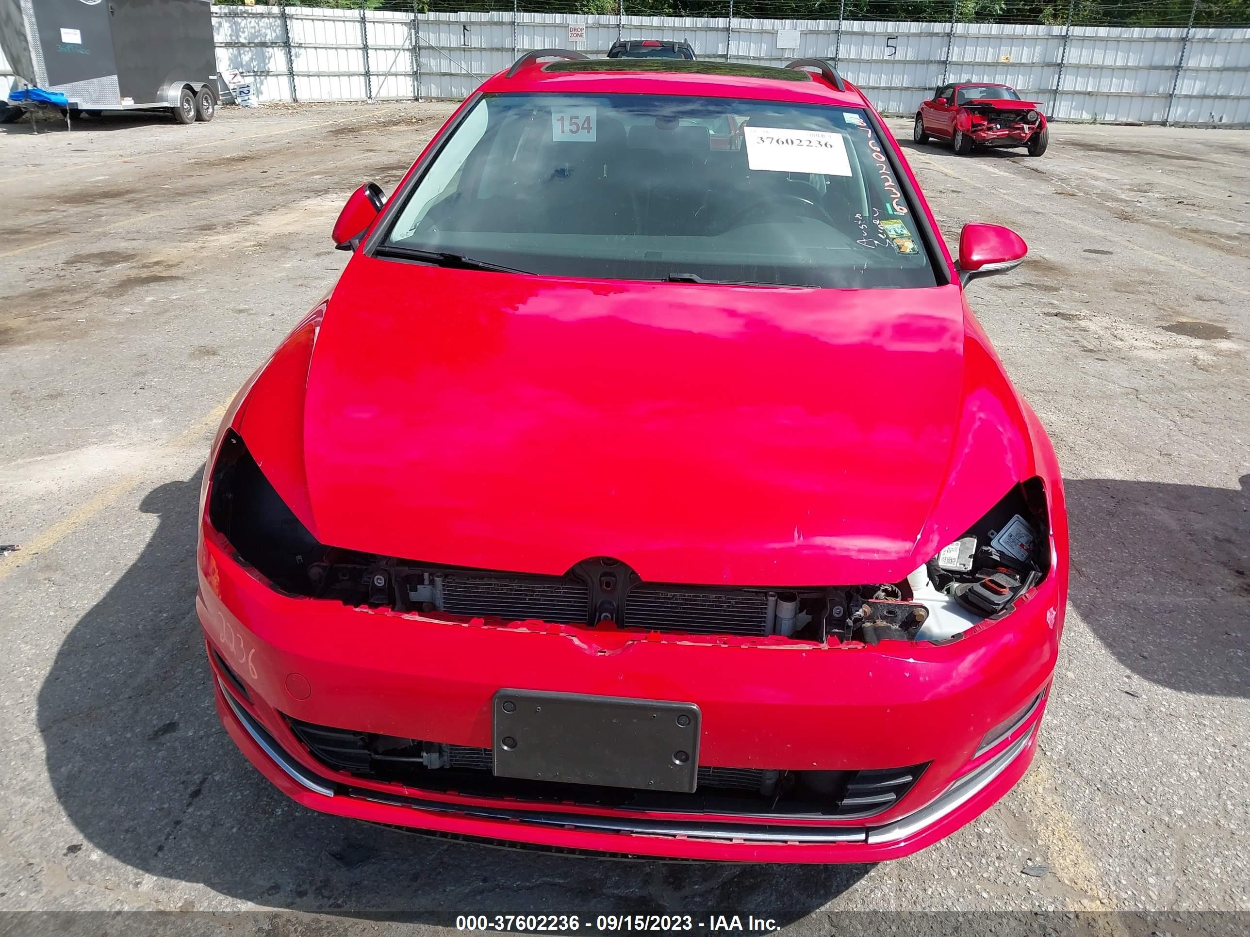 Photo 11 VIN: 3VWC17AU6GM513424 - VOLKSWAGEN GOLF 