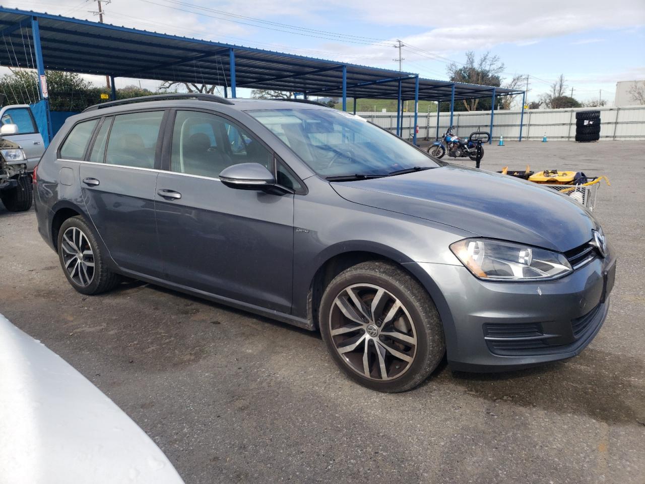 Photo 3 VIN: 3VWC17AU6GM518901 - VOLKSWAGEN GOLF 