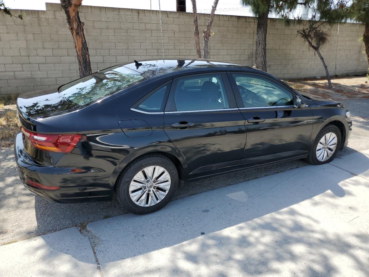 Photo 2 VIN: 3VWC57BU0KM031785 - VOLKSWAGEN JETTA 