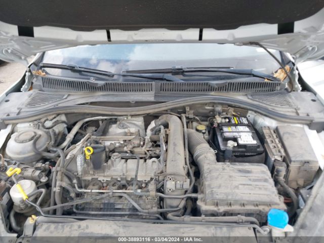 Photo 9 VIN: 3VWC57BU1KM032055 - VOLKSWAGEN JETTA 